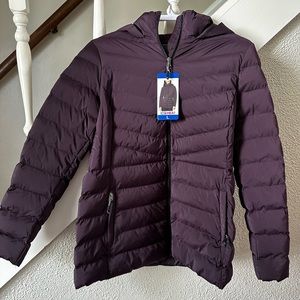 Brand new burgundy winter coat - size large (fits like a medium)
